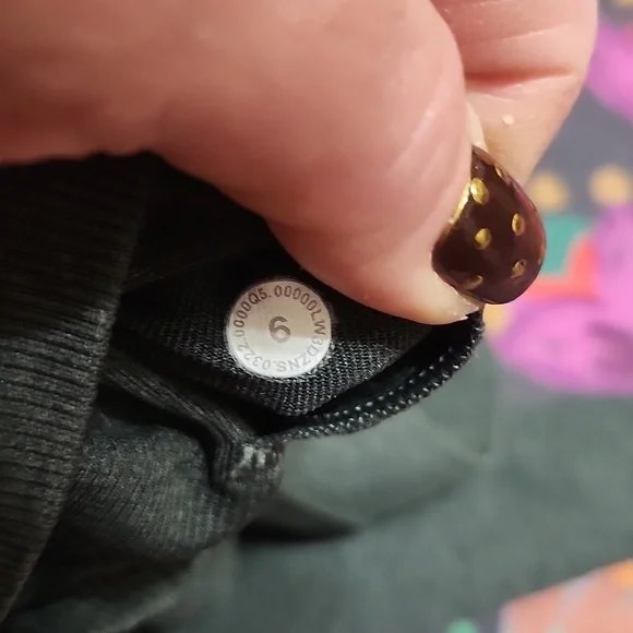 Lululemon Evergreen Ribbed Long Sleeve Crop Top - Picture 5 of 5